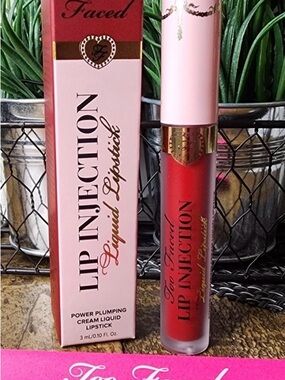 Too Faced Lip Injection Power Plumping Lip Gloss, Boom Boom Pow, 3ml NIB